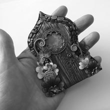 Load image into Gallery viewer, FAIRY DOOR, Home Decor Collectible- Not a needle minder. Please read description.