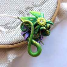 Load image into Gallery viewer, NEEDLE MINDER Lime Rickey Dragon 19