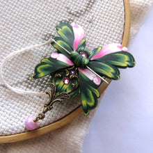 Load image into Gallery viewer, NEEDLE MINDER Green Pink Moth 41