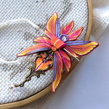 Load image into Gallery viewer, NEEDLE MINDER Lavender Fall Moth 39