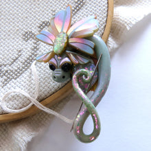 Load image into Gallery viewer, NEEDLE MINDER October Opal Dragon 15