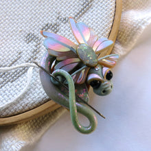 Load image into Gallery viewer, NEEDLE MINDER October Opal Dragon 22