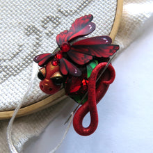Load image into Gallery viewer, NEEDLE MINDER July Ruby Dragon 42