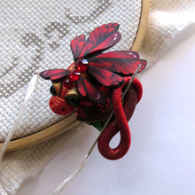 Load image into Gallery viewer, NEEDLE MINDER July Ruby Dragon 60
