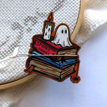 Load image into Gallery viewer, WOOD Needle Minder NOT CLAY please read description, Hand painted wood.
