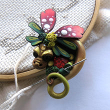 Load image into Gallery viewer, NEEDLE MINDER Woodsy Dragon 11