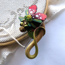 Load image into Gallery viewer, NEEDLE MINDER Woodsy Dragon 37