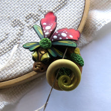 Load image into Gallery viewer, NEEDLE MINDER Woodsy Dragon 64