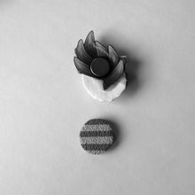 Load image into Gallery viewer, NEEDLE MINDER, Seashell Mermaid Treasure 63