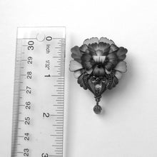 Load image into Gallery viewer, NEEDLE MINDER June Pearl Moth 10