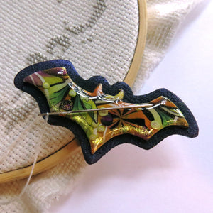 NEEDLE MINDER, Halloween Bat 67