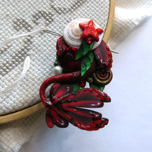 Load image into Gallery viewer, NEEDLE MINDER  July Ruby Mermaid Tail 20
