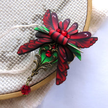 Load image into Gallery viewer, NEEDLE MINDER July Ruby Moth 68
