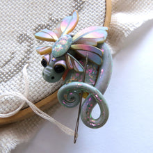 Load image into Gallery viewer, NEEDLE MINDER October Opal Dragon 17

