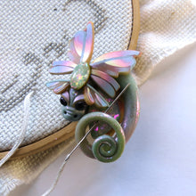 Load image into Gallery viewer, NEEDLE MINDER October Opal Dragon 31
