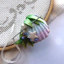 Load image into Gallery viewer, NEEDLE MINDER, Seashell Mermaid Treasure 1

