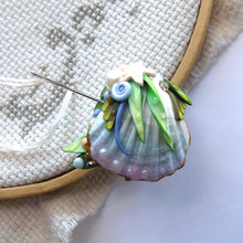 Load image into Gallery viewer, NEEDLE MINDER, Seashell Mermaid Treasure, Sewing Notion 29
