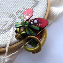 Load image into Gallery viewer, NEEDLE MINDER Woodsy Dragon 15
